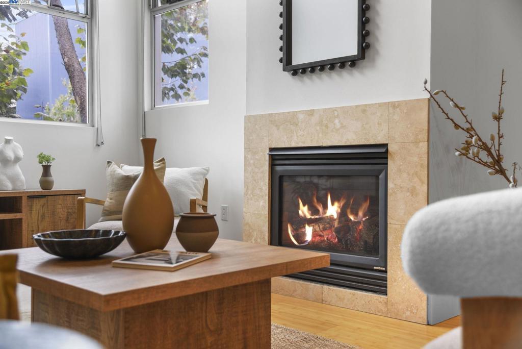 EMERYVILLE - Residential