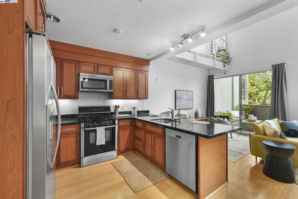 EMERYVILLE - Residential