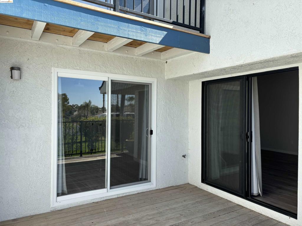 DISCOV BAY - Residential Lease