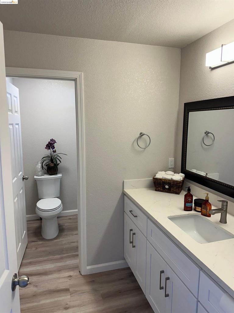 DISCOV BAY - Residential Lease