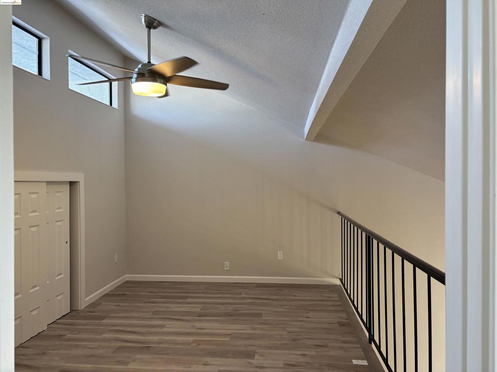 DISCOV BAY - Residential Lease