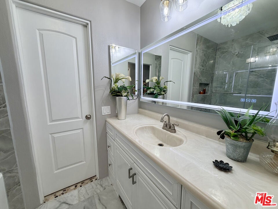 2235 W 25th Street 119