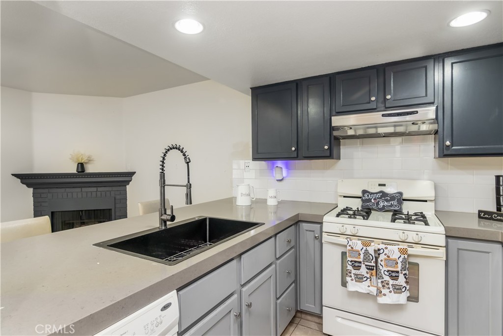 Canyon Ctry Raquet (CCRQ) - Residential