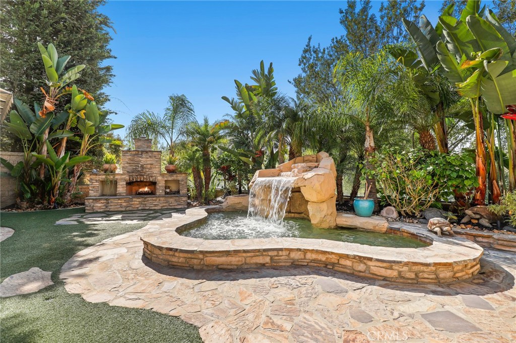 Heron Pointe - Residential