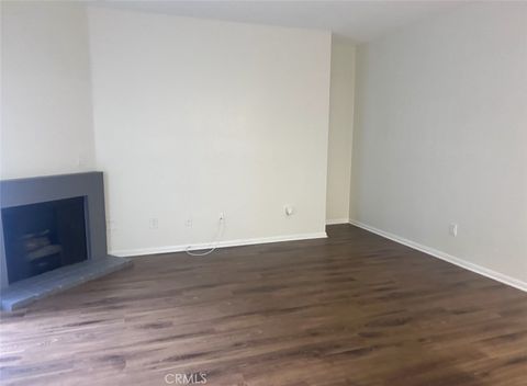 Photo of 14448 Benefit #2, Sherman Oaks, CA 91423 (MLS # SR25276703)