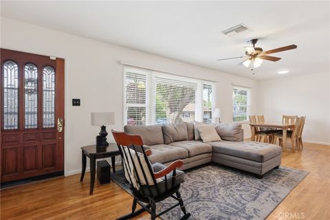 Tiny photo for 1329 La Loma Dr., Redlands, CA 92373 (MLS # IG26070774)