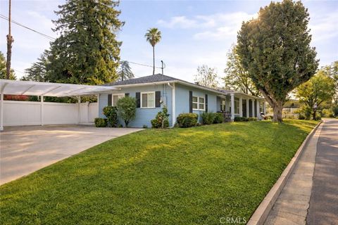 Tiny photo for 1329 La Loma Dr., Redlands, CA 92373 (MLS # IG26070774)