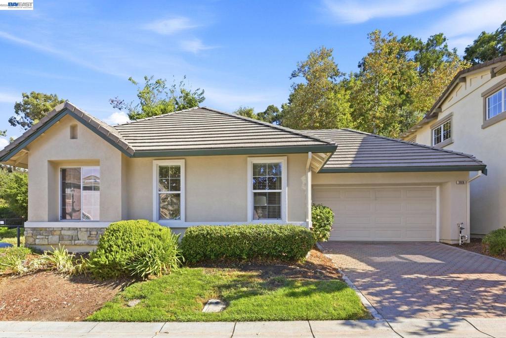 5926 Linwood Common