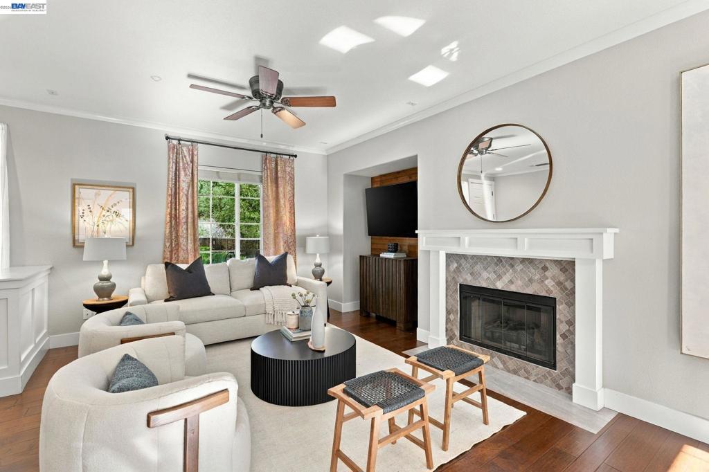5926 Linwood Common
