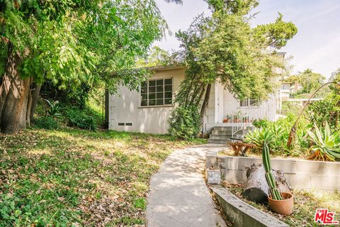 Photo of 3765 Mayfair Drive, Los Angeles, CA 90065 (MLS # 26758423)