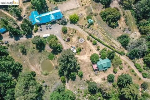 Photo of #14 Lake Sonoma Ranches, Geyserville, CA 95441 (MLS # 41136534)