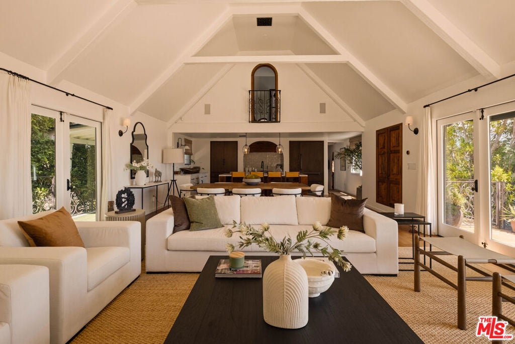 8148 Mannix Drive