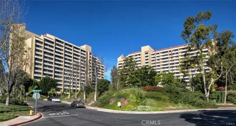 24055 Paseo Del Lago Unit 812, Laguna Woods, CA 92637 - MLS#: OC25127809