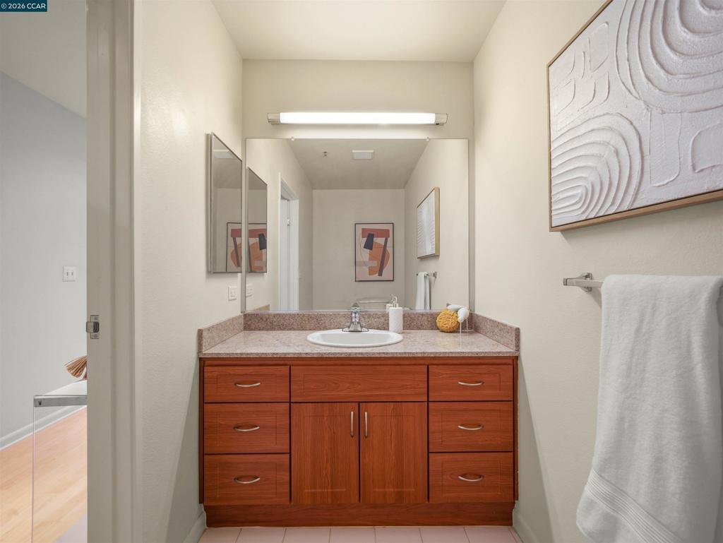 5855 Horton Street 526