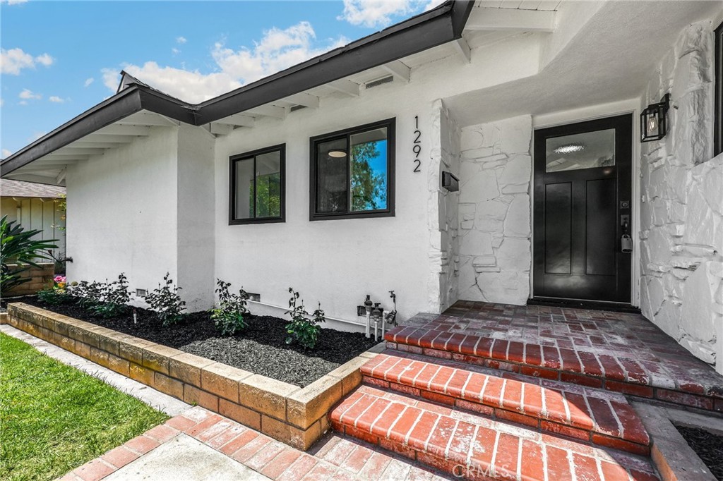 1292 Tiffany Place