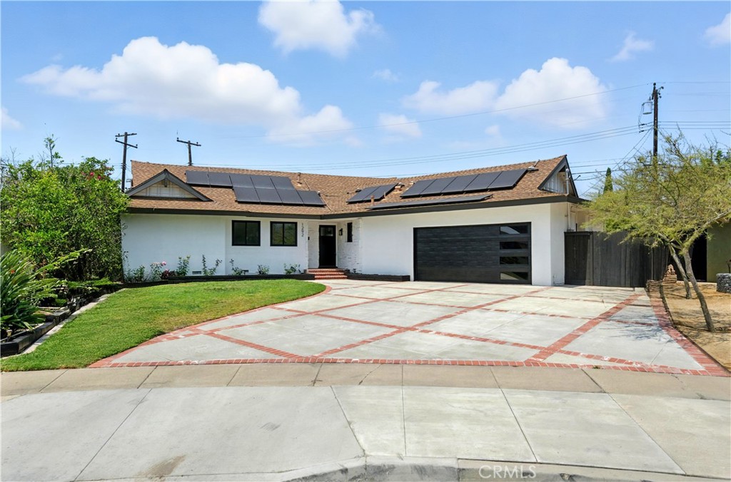 1292 Tiffany Place