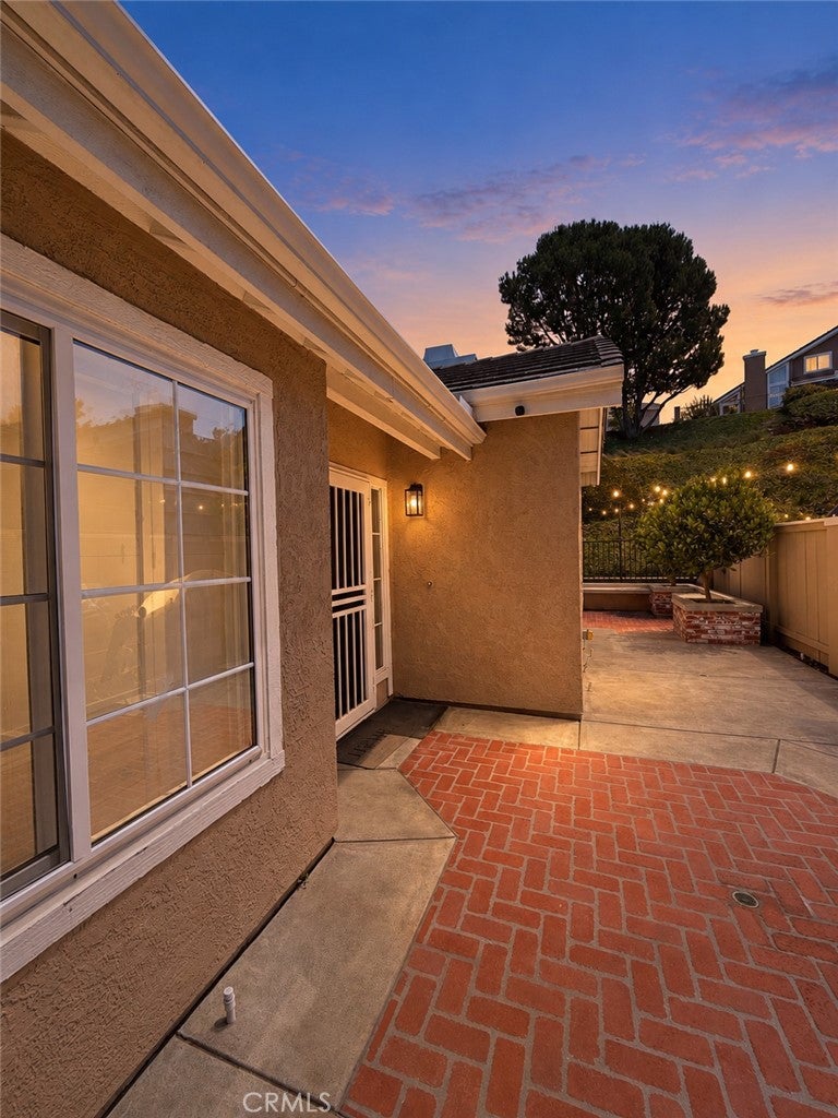 6118 E Garnet Circle