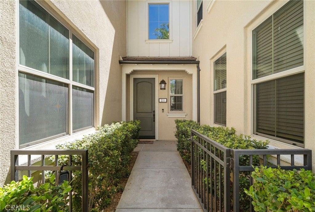 110 Rose Arch, Irvine CA 92620