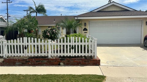 Photo of 19892 Isthmus LN, Huntington Beach, CA 92646 (MLS # PW26197348)