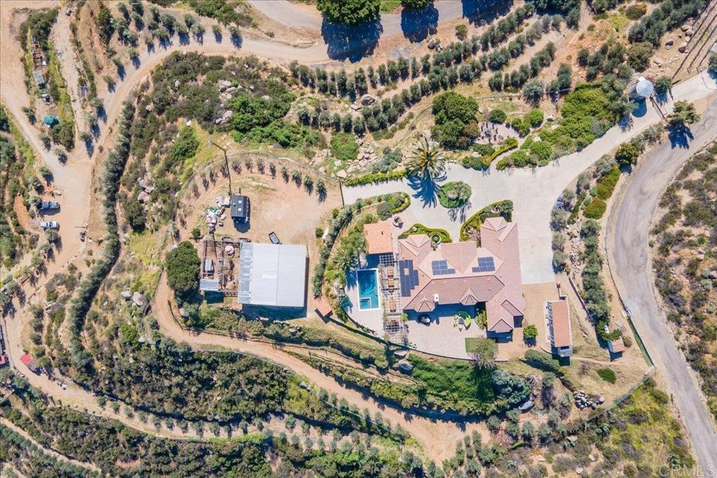 19270 Horizon View Dr.