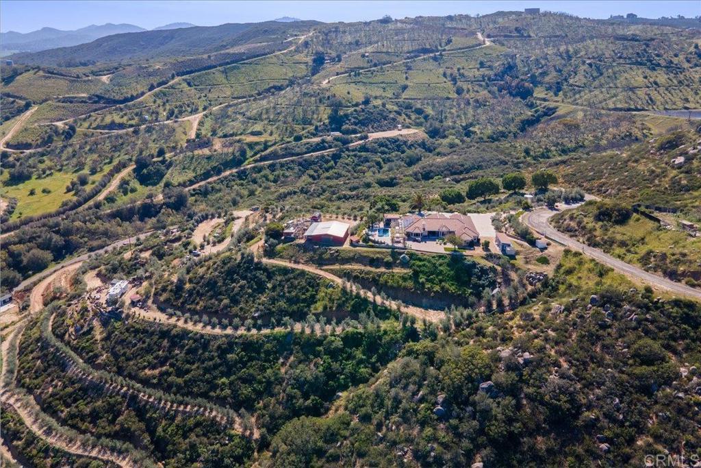 19270 Horizon View Dr.