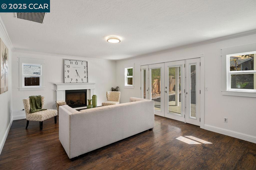 PITTSBURG - Residential