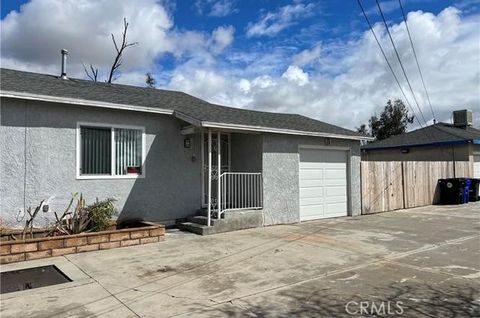 Photo of 8415 Tokay Street, Fontana, CA 92335 (MLS # CV26111494)
