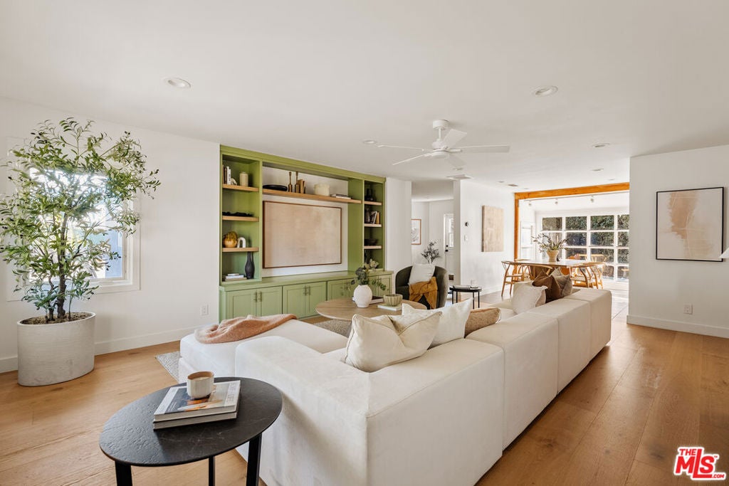 8225 Handley Avenue, Los Angeles CA 90045