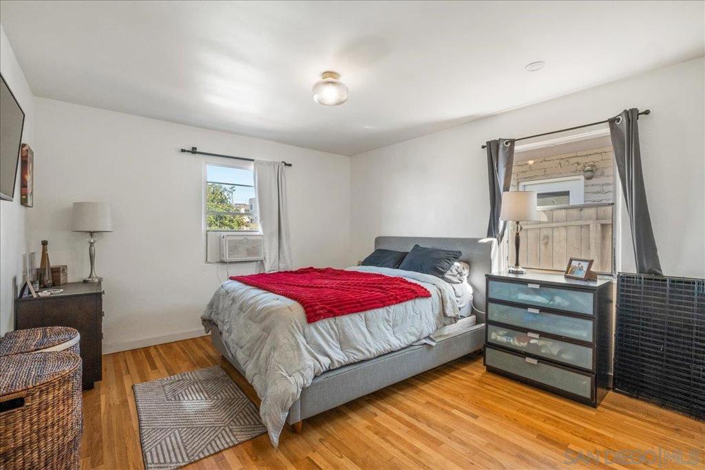 Ocean Beach - Residential