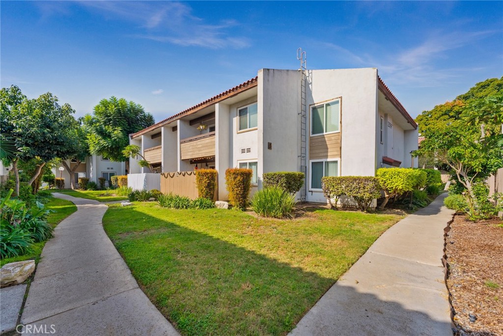 Woodside Village (WDSD) - Residential