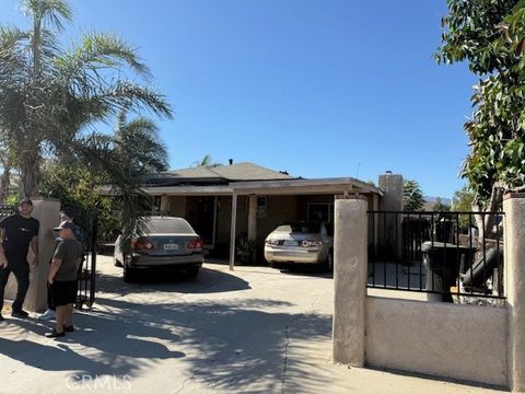 14718 Valencia Fontana CA 92335