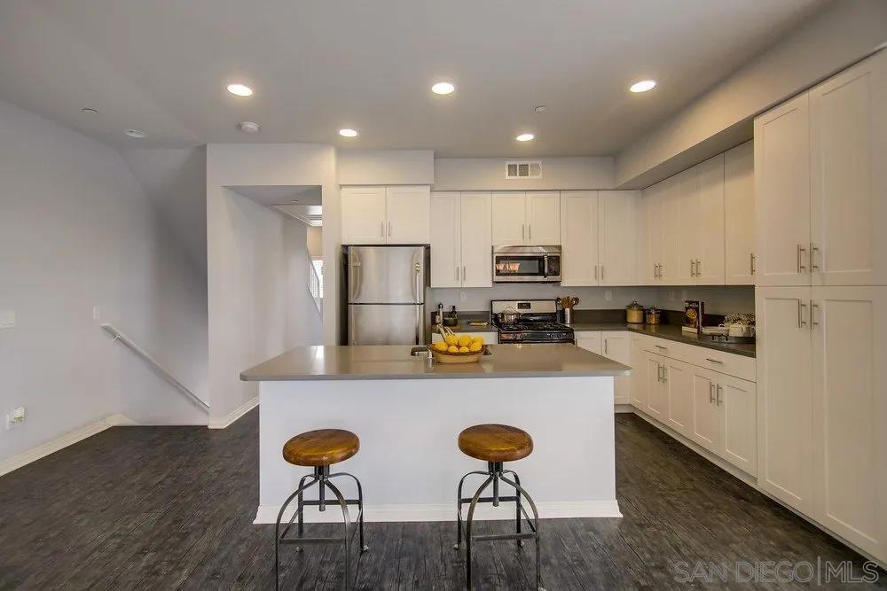 307 Sycamore