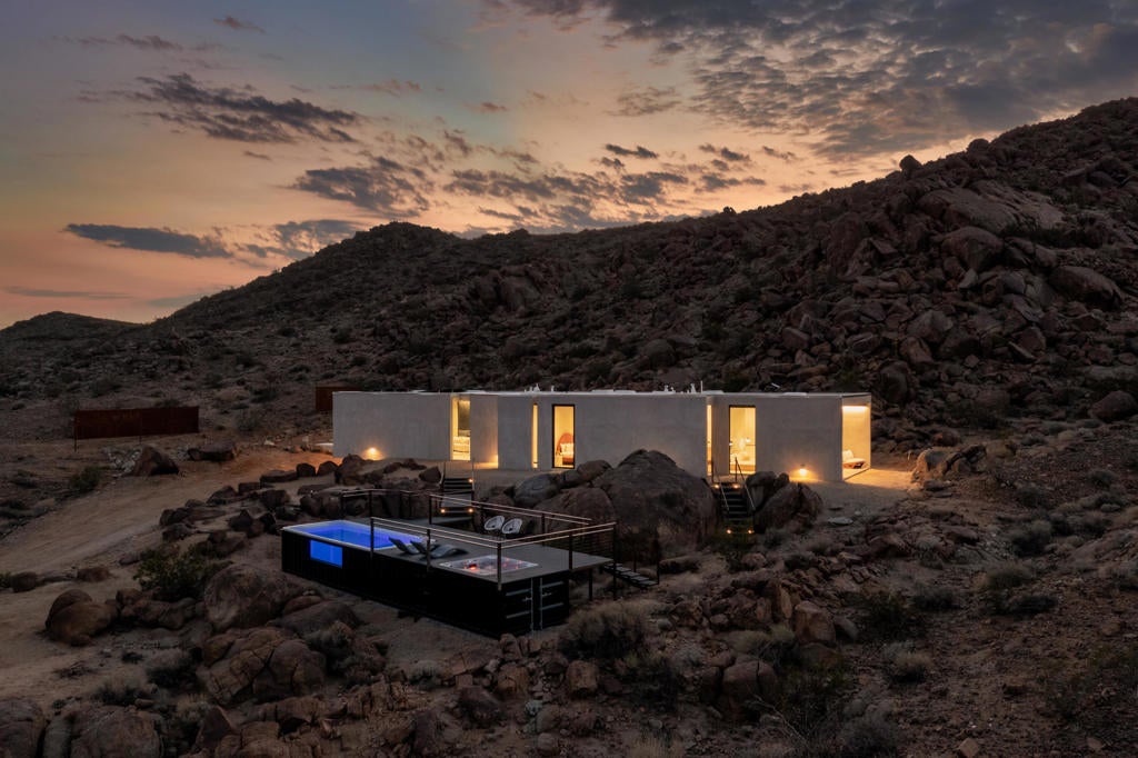 1824 Mountain Shadow Road