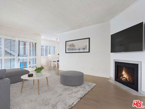 Photo of 1538 11th Street #9, Santa Monica, CA 90401 (MLS # 26660849)