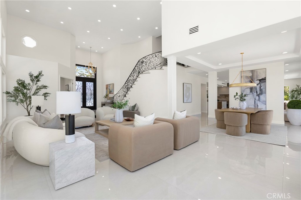 7 Sierra Vista