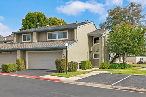 Photo of 610 Aquarius Lane, Foster City, CA 94404 (MLS # ML82062534)