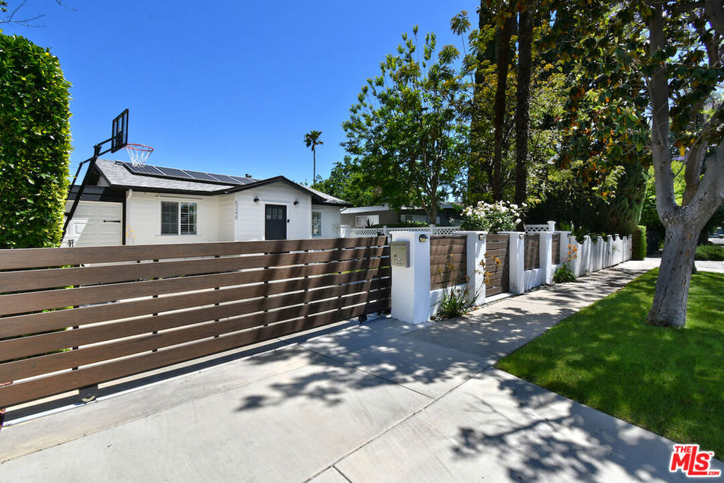 5248 Lennox Avenue
