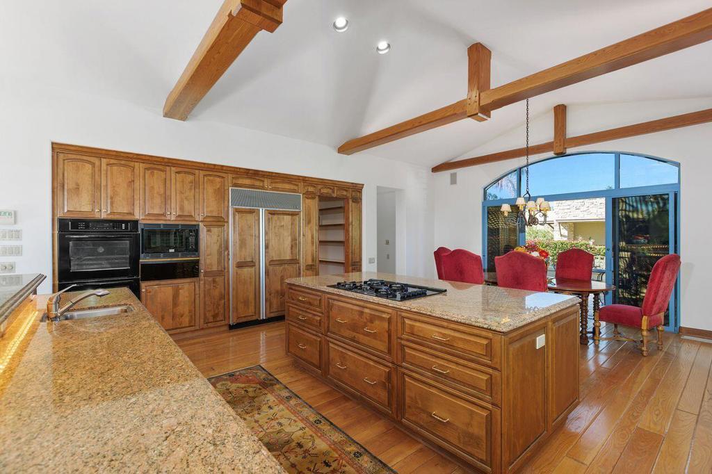 Thunderbird Heights - Residential