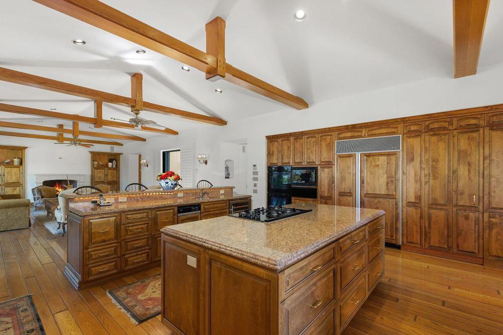 Thunderbird Heights - Residential