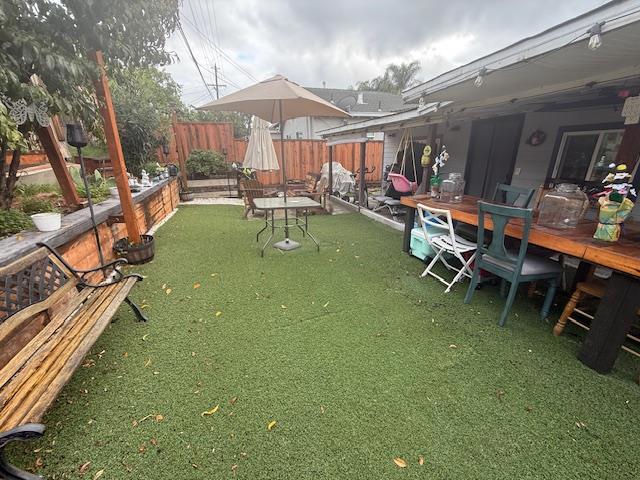 10170 Meadow Lane