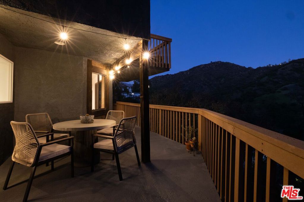 listing image 130720890121361111918