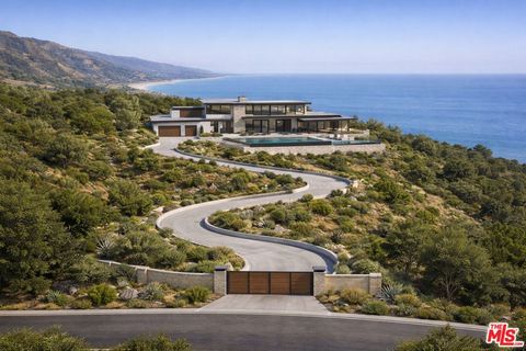 Photo of 30087 Cuthbert Road, Malibu, CA 90265 (MLS # 26632221)