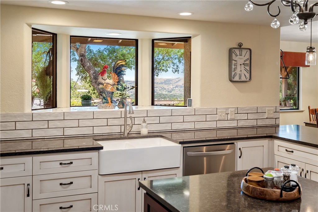 Atascadero, California, 93422, United States, 3 Bedrooms Bedrooms, ,3 BathroomsBathrooms,Residential,Active,2030092