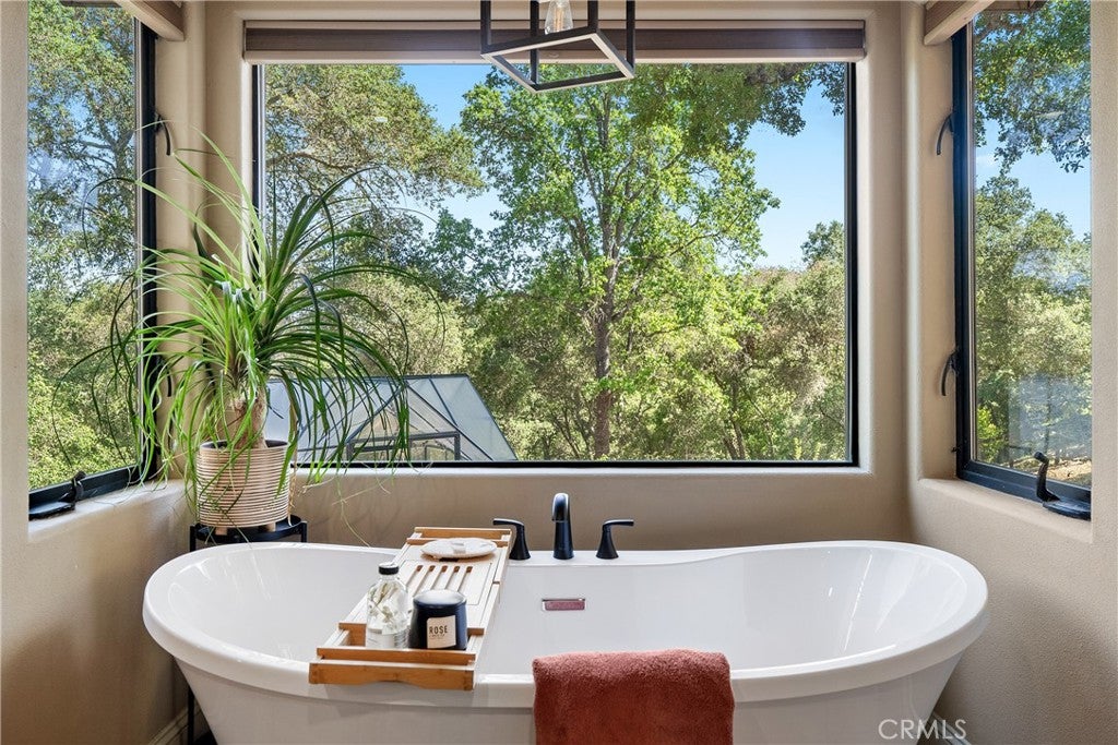 Atascadero, California, 93422, United States, 3 Bedrooms Bedrooms, ,3 BathroomsBathrooms,Residential,Active,2030092