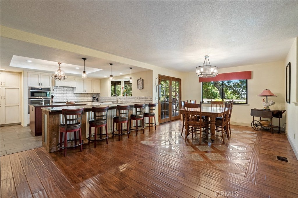 Atascadero, California, 93422, United States, 3 Bedrooms Bedrooms, ,3 BathroomsBathrooms,Residential,Active,2030092