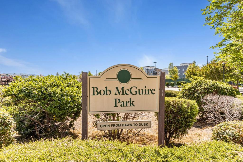 1496 Nightshade Road 40