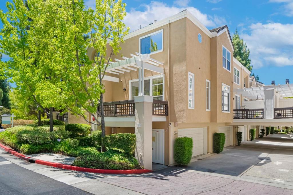 434 Camille Circle 16