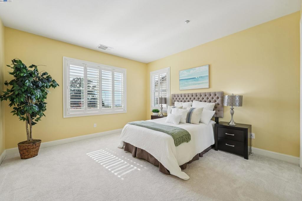 STONEBRAE COUNTRY CLUB - Residential