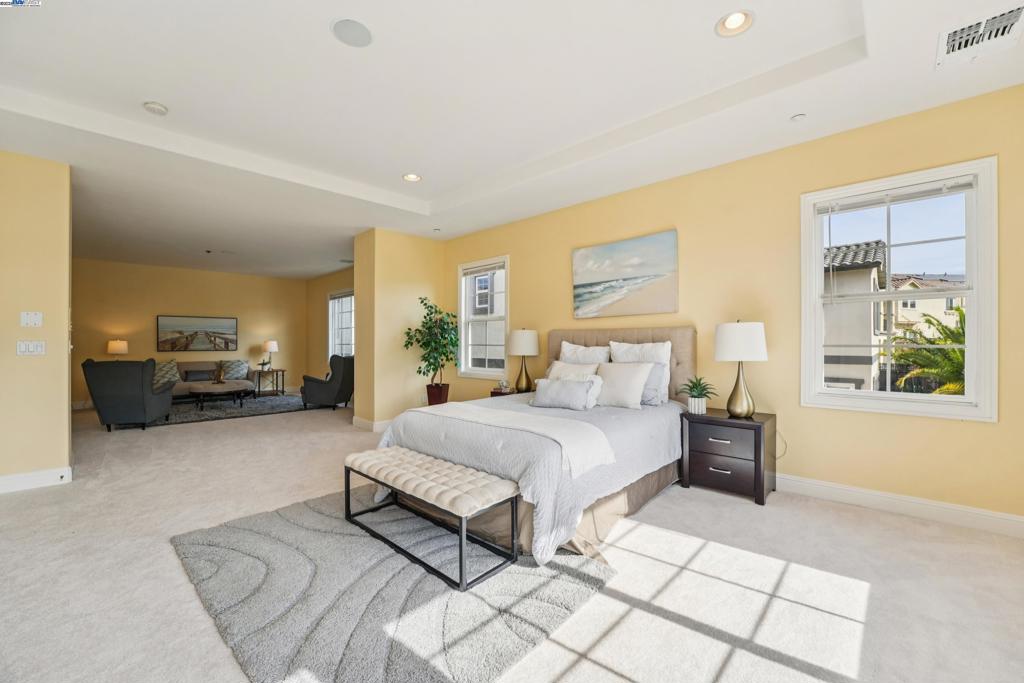 STONEBRAE COUNTRY CLUB - Residential