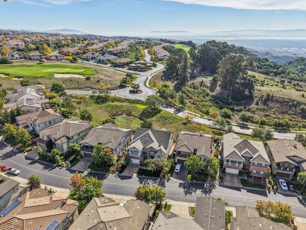 STONEBRAE COUNTRY CLUB - Residential